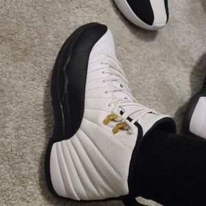 Retro jordan taxi 12s